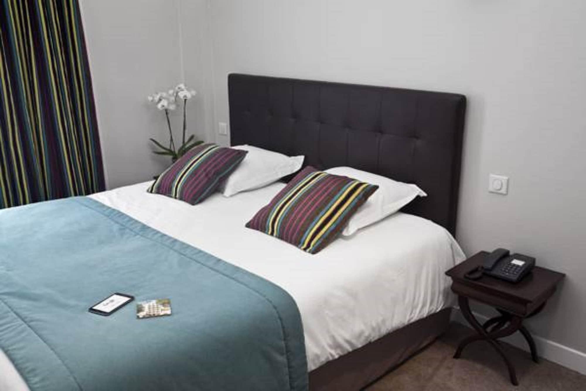 Hotel Les Nations The Originals Boutique Vichy Buitenkant foto
