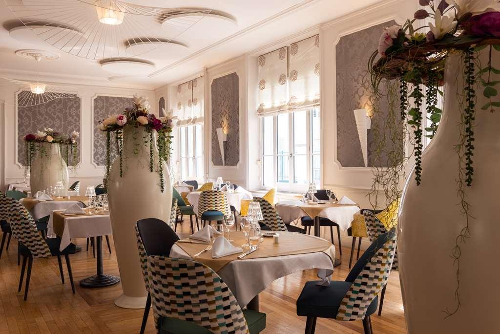 Hotel Les Nations The Originals Boutique Vichy Restaurant foto