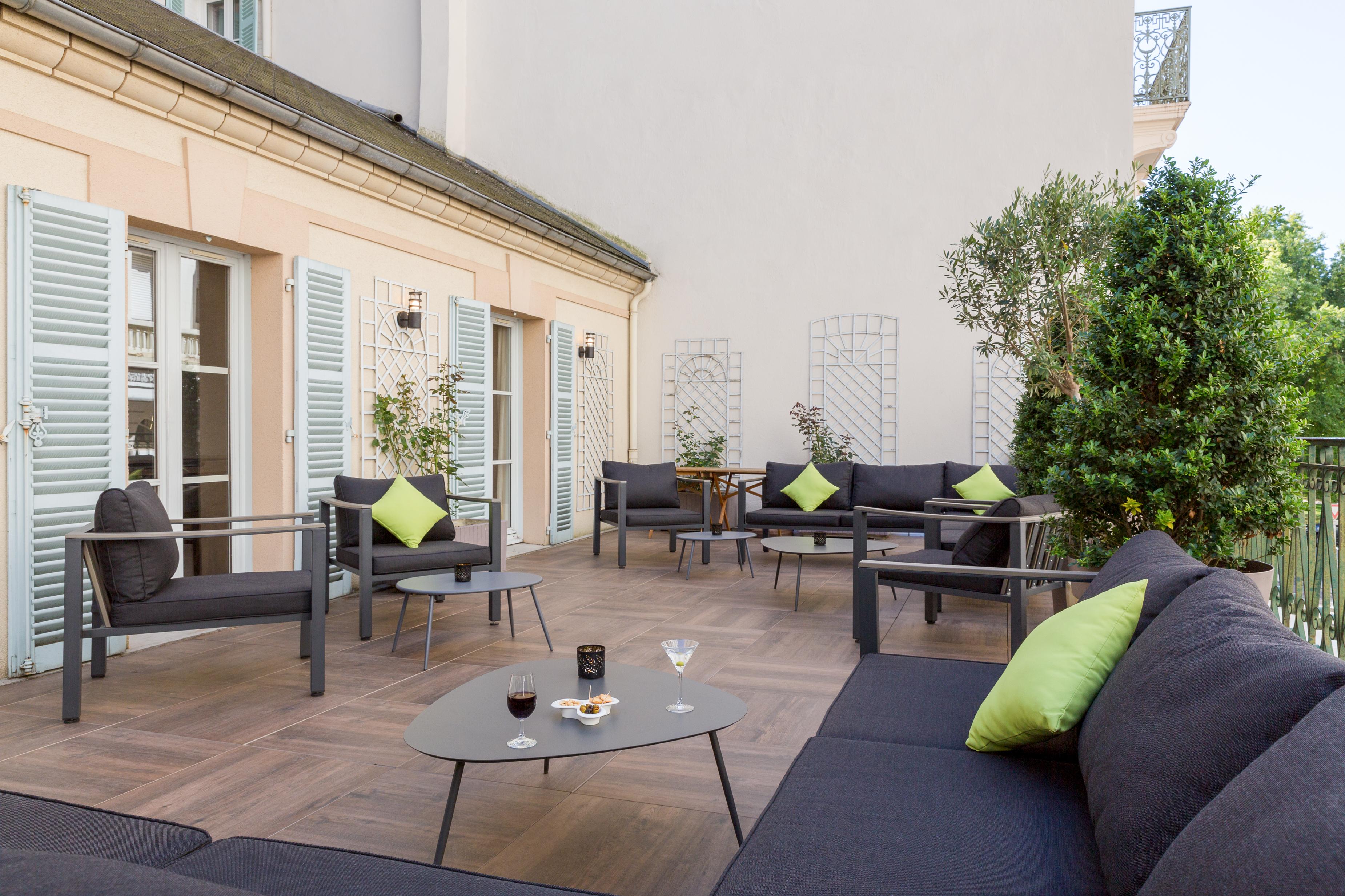 Hotel Les Nations The Originals Boutique Vichy Buitenkant foto