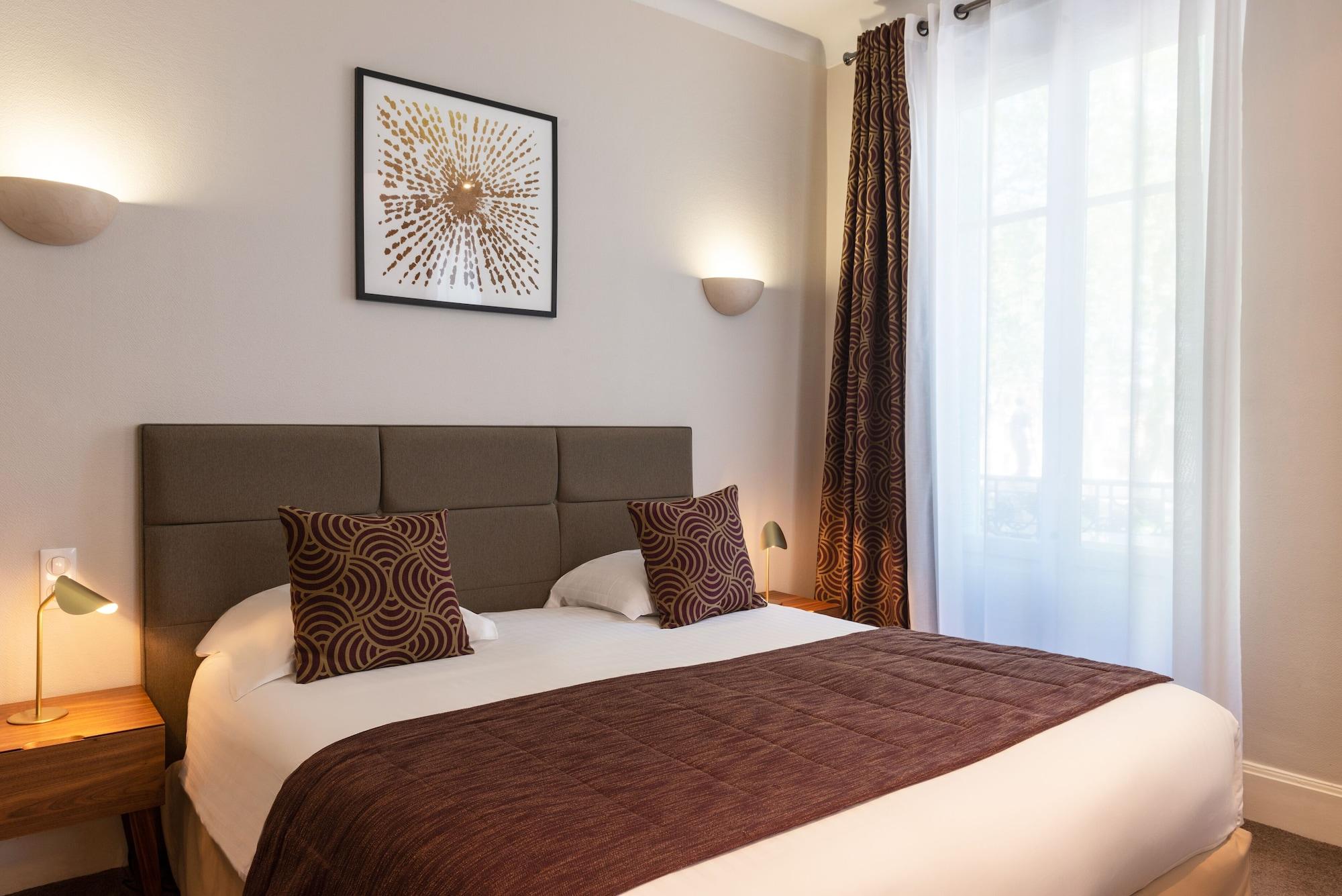 Hotel Les Nations The Originals Boutique Vichy Buitenkant foto