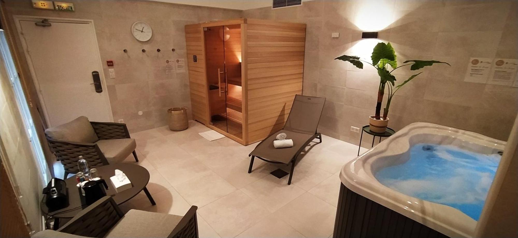 Hotel Les Nations The Originals Boutique Vichy Buitenkant foto